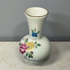 Vtg Bud Vase Porcelain Decorative China White Floral Miniature